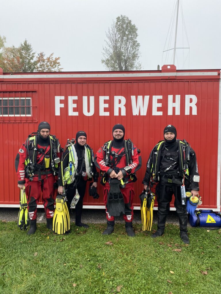 Feuerwehr Wels Taucher 2