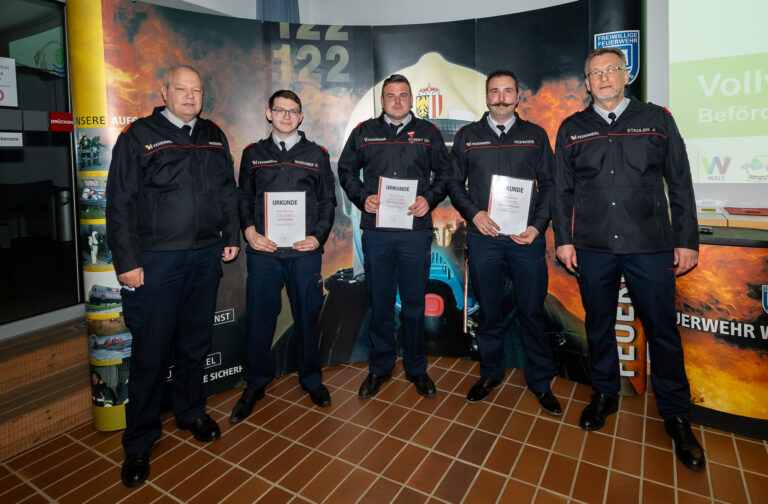 Beförderung Löschmeister und Oberlöschmeister