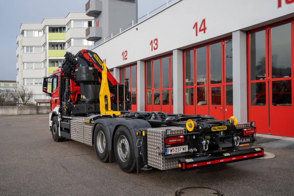 Feuerwehr Wels Wechselladefahrzeug